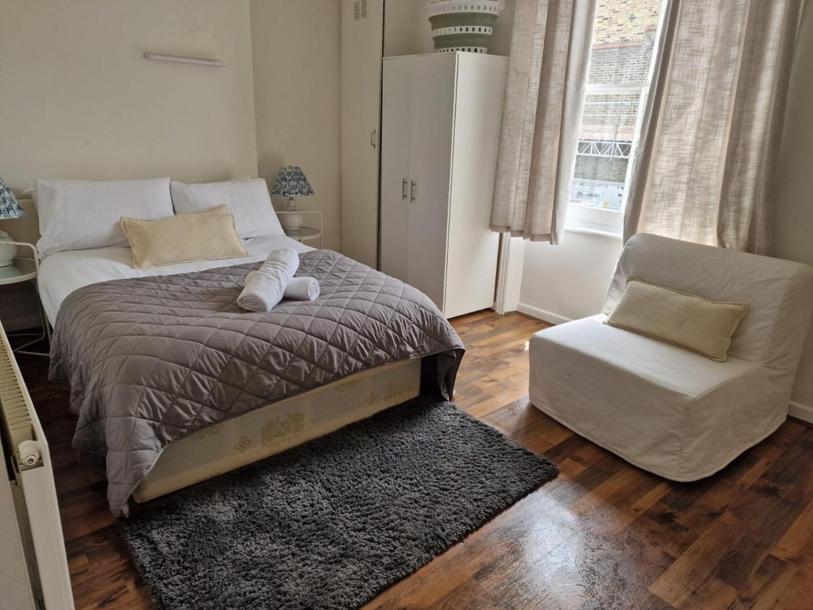 Apartment 2br Earls Court Prime Location